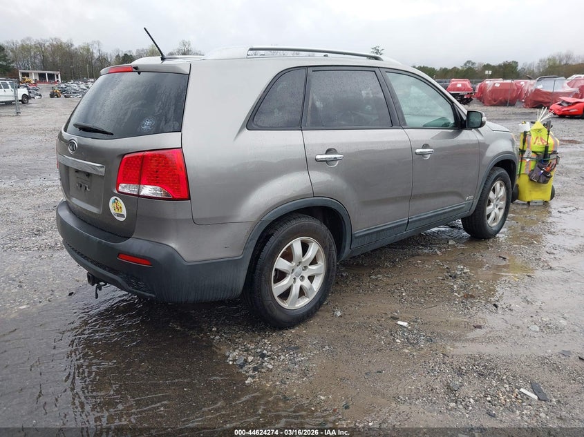 2013 Kia Sorento Lx V6