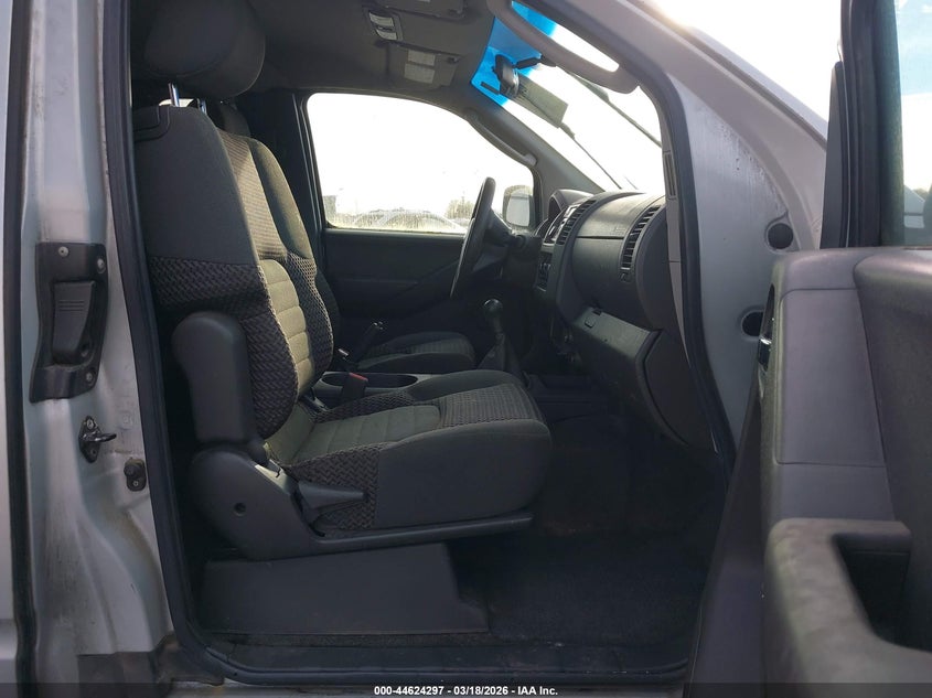 2005 Nissan Frontier Se