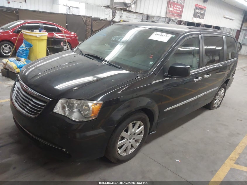 2015 Chrysler Town & Country Touring