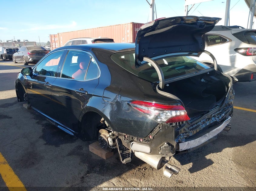 2021 Toyota Camry Xse