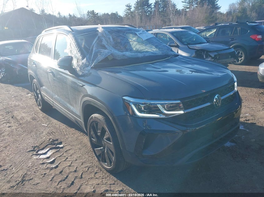 2024 Volkswagen Taos 1.5T Se Black