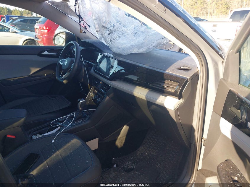 2024 Volkswagen Taos 1.5T Se Black