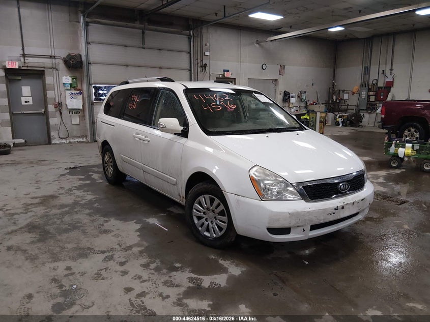 2011 Kia Sedona Lx