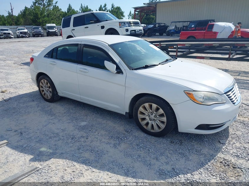Vin: 1c3ccbab9en208568, lot: 45121503, chrysler 200 lx 2014 img_1