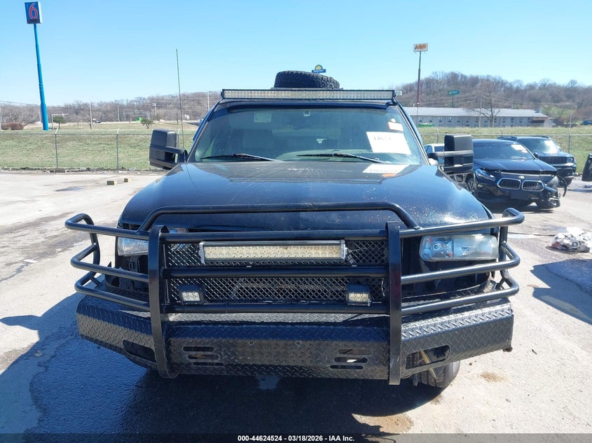 2001 Chevrolet Suburban 1500 Lt VIN: 1GNFK16T81J286260 Lot: 44624524