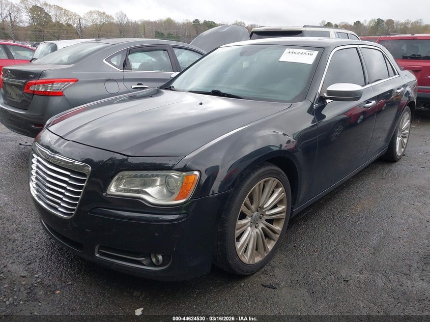 2013 Chrysler 300C John Varvatos Luxury Edition