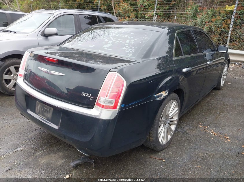 2013 Chrysler 300C John Varvatos Luxury Edition