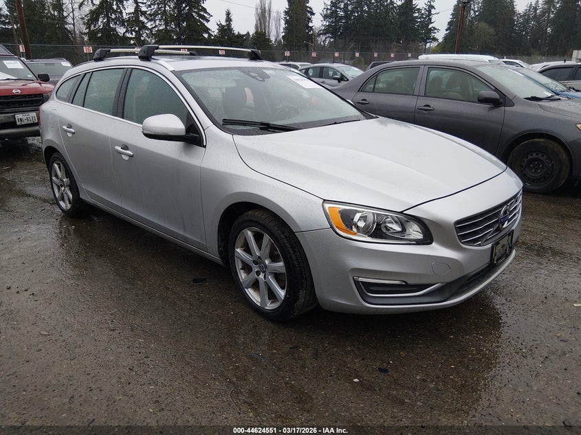 2016 Volvo V60 T5 Drive-E Premier