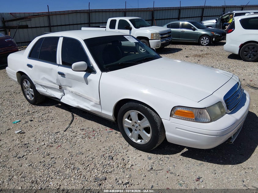 2011 Ford Crown Victoria Lx