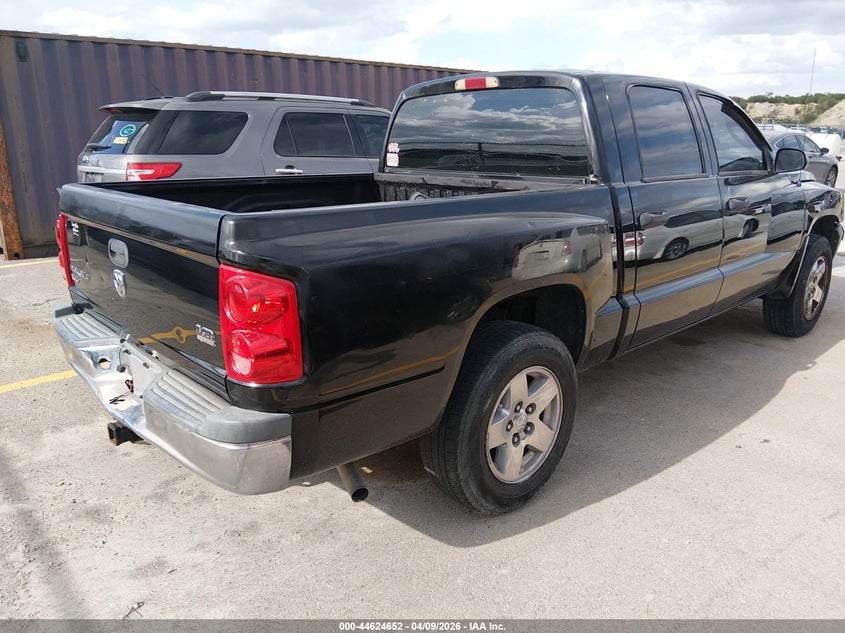 2005 Dodge Dakota Slt