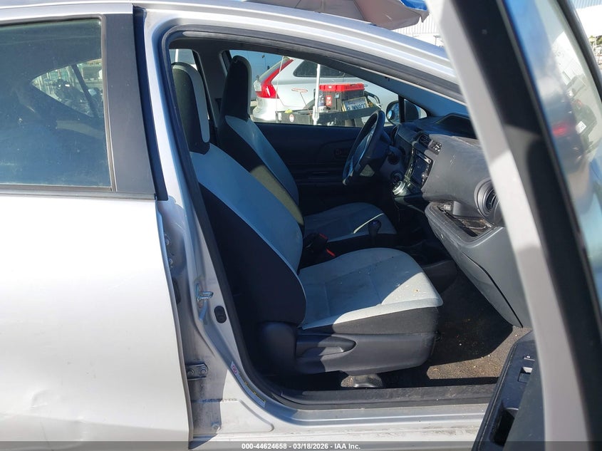 2015 Toyota Prius C One