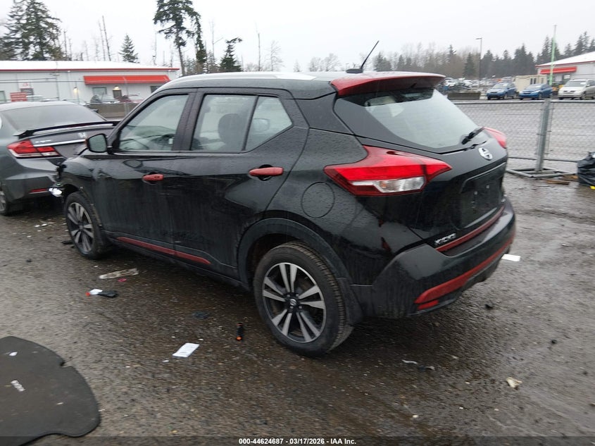 2018 Nissan Kicks Sv