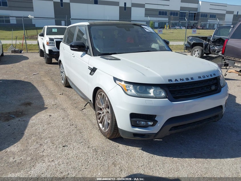 2016 Land Rover Range Rover Sport 5.0L V8 Supercharged/5.0L V8 Supercharged Dynamic
