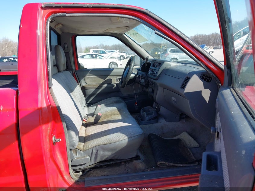 2000 Nissan Frontier Xe