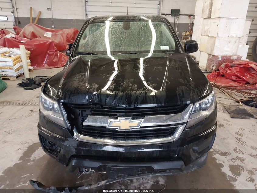 VIN 1GCGTCEN4K1105746 2019 CHEVROLET COLORADO LT