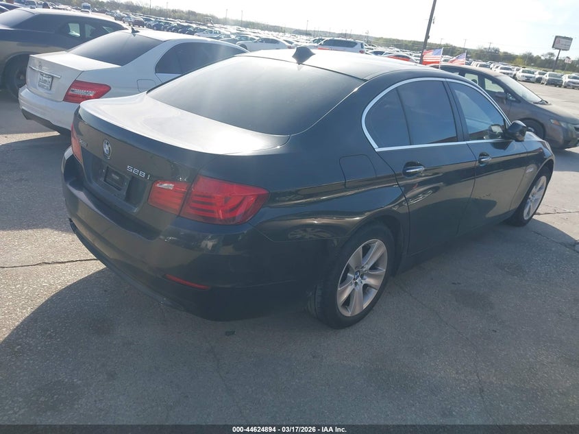 Vin: wbaxh5c59ddw14472, lot: 45121874, bmw 528i xdrive 20134