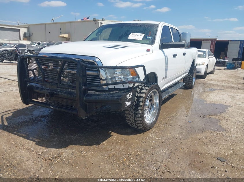 3C63D2GL6CG121023 2012 Ram 3500 Ram St white