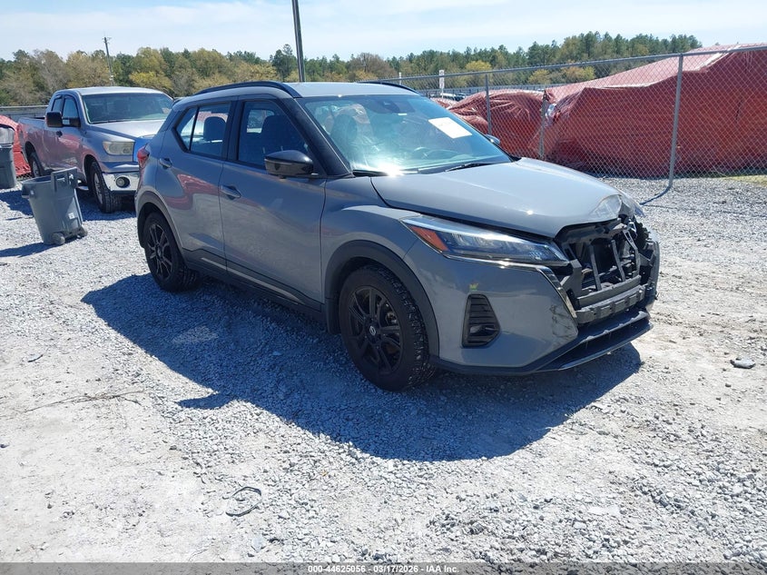 2021 Nissan Kicks Sr Xtronic Cvt