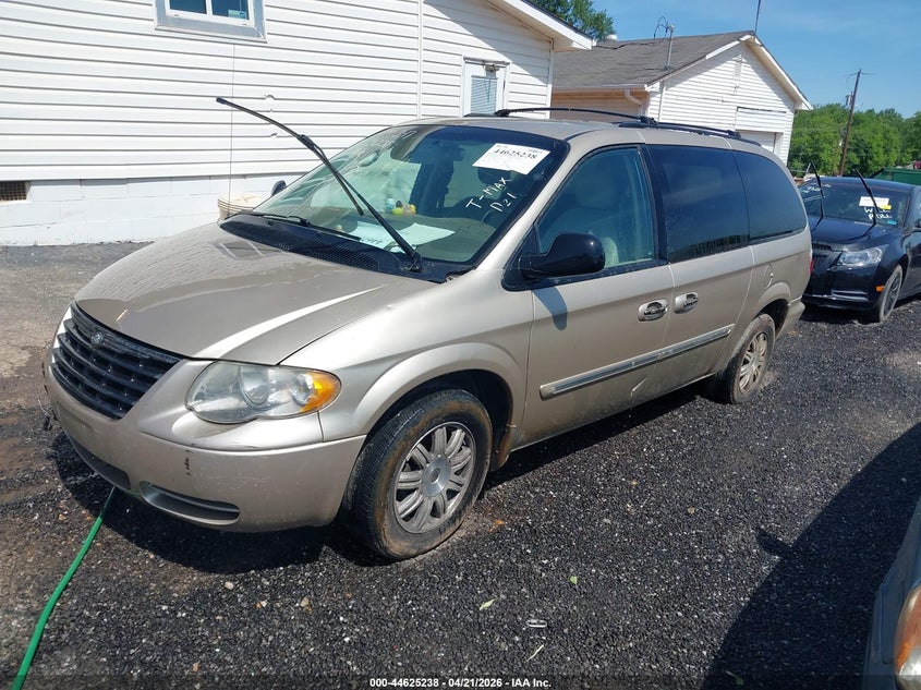 2006 Chrysler Town & Country Touring