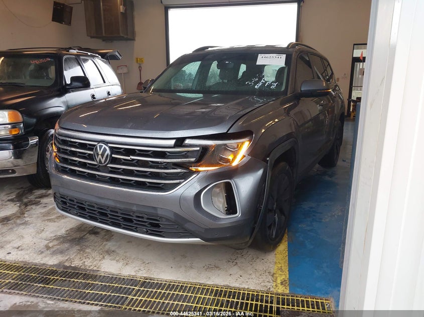 2024 Volkswagen Atlas 2.0T Se W/Technology