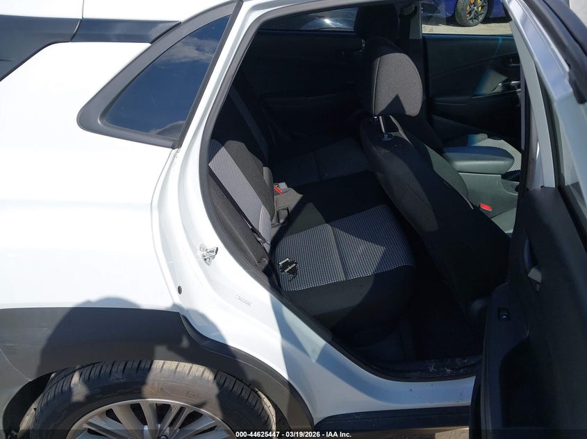 2021 HYUNDAI KONA auction photo 8