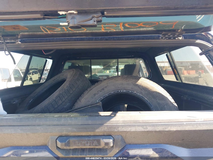 2022 Toyota Tundra Sr5 VIN: 5TFLA5DB5NX035862 Lot: 44625474