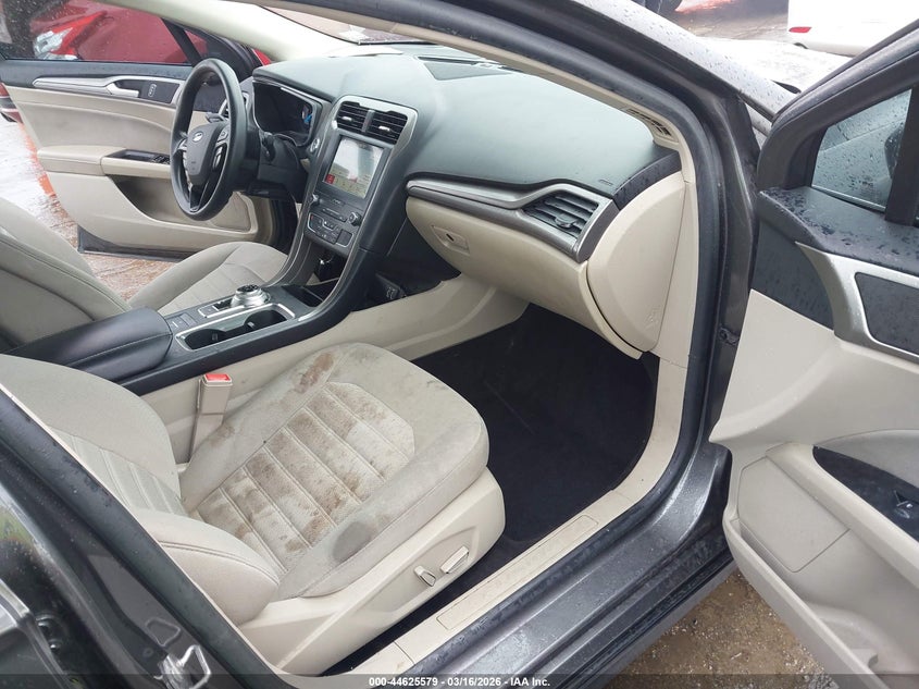 2019 Ford Fusion Hybrid Se