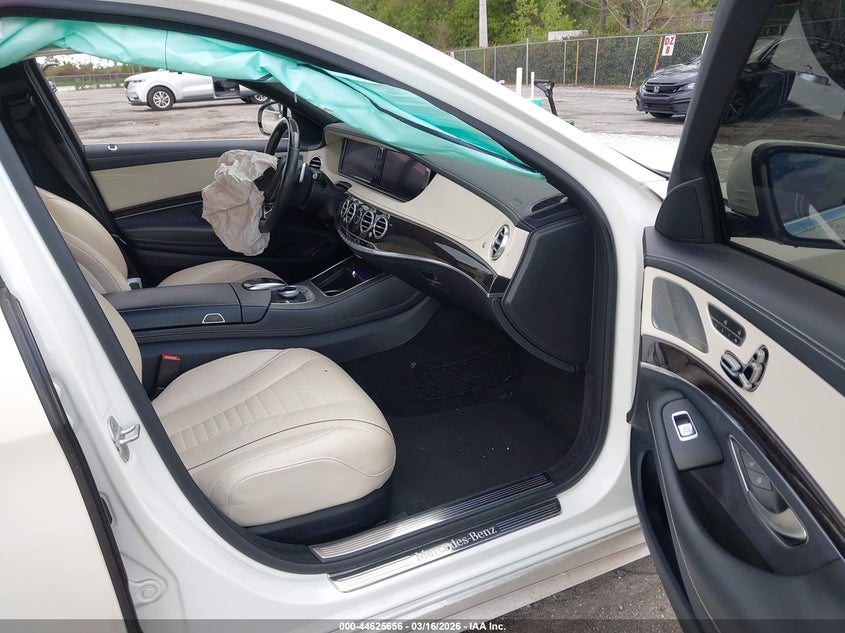 2015 Mercedes-Benz S 550