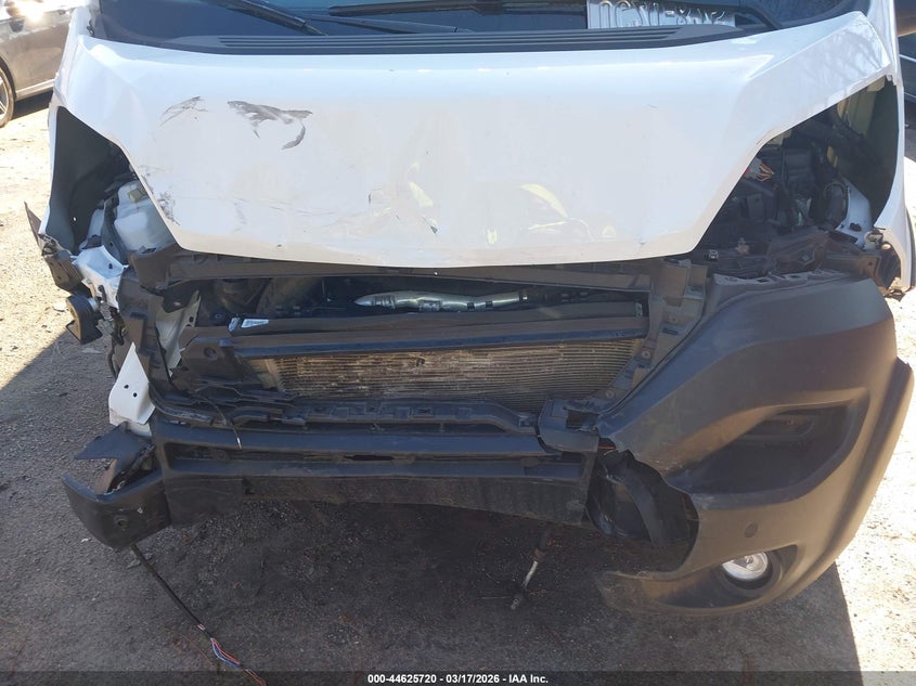 VIN: 3C6LRVVG4RE153028 2024 RAM PROMASTER 2500 SLT LOW ROOF 136 WB