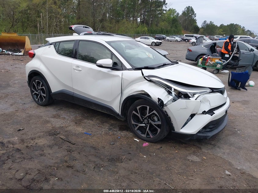 2019 TOYOTA C-HR LIMITED