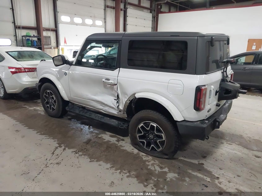 2023 Ford Bronco Outer Banks