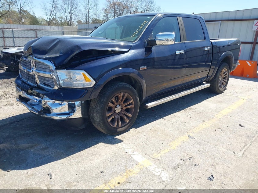 Vin: 1c6rr7pt2fs540055, lot: 45123052, ram 1500 laramie longhorn 20152