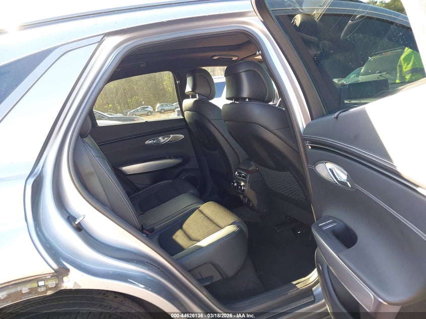 2024 Genesis Gv70 2.5T Awd VIN: 5NMMADTB1RH001304 Lot: 44626136