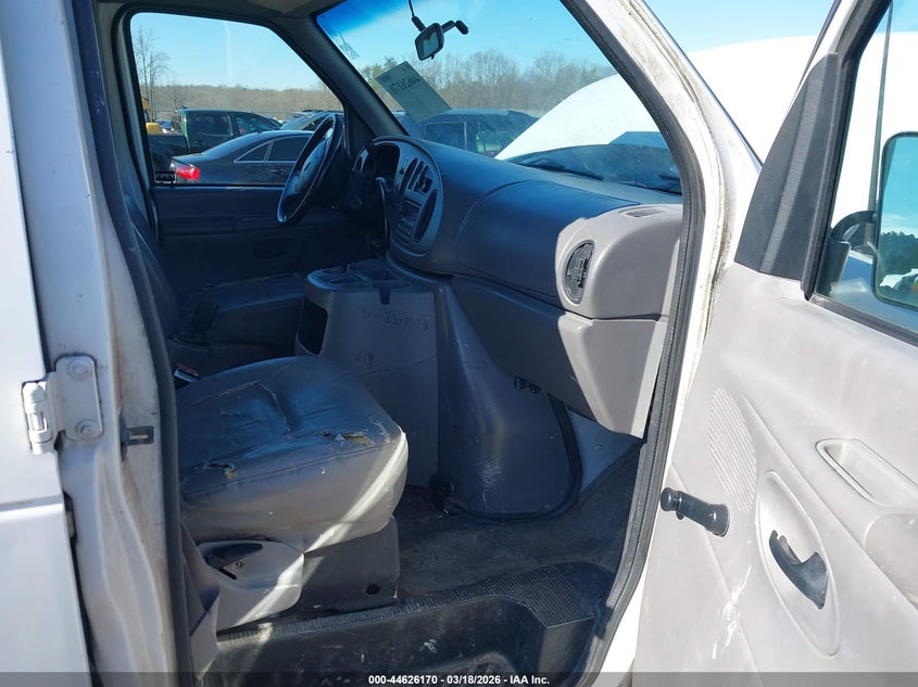 2000 Ford E-250 Commercial