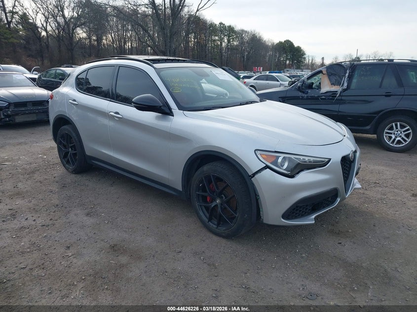 2019 Alfa Romeo Stelvio Sport Awd