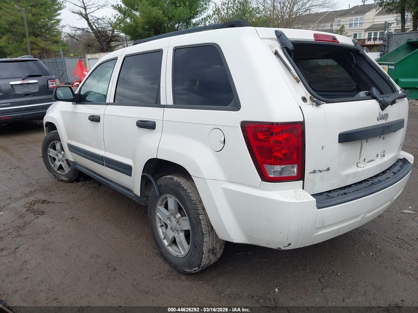 2005 Jeep Grand Cherokee Laredo