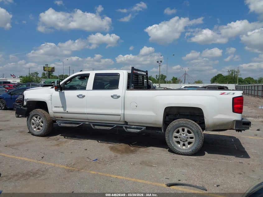 2015 Chevrolet Silverado 3500Hd Ltz white Lot 111044626349 Vin 1GC4K0E85FF671177