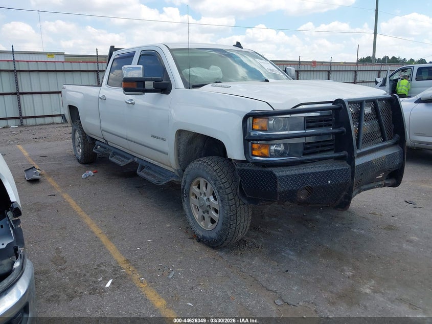 2015 CHEVROLET SILVERADO 3500HD LTZ