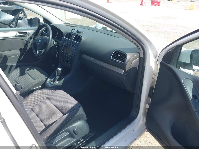 2012 Volkswagen Golf Tdi 4-Door