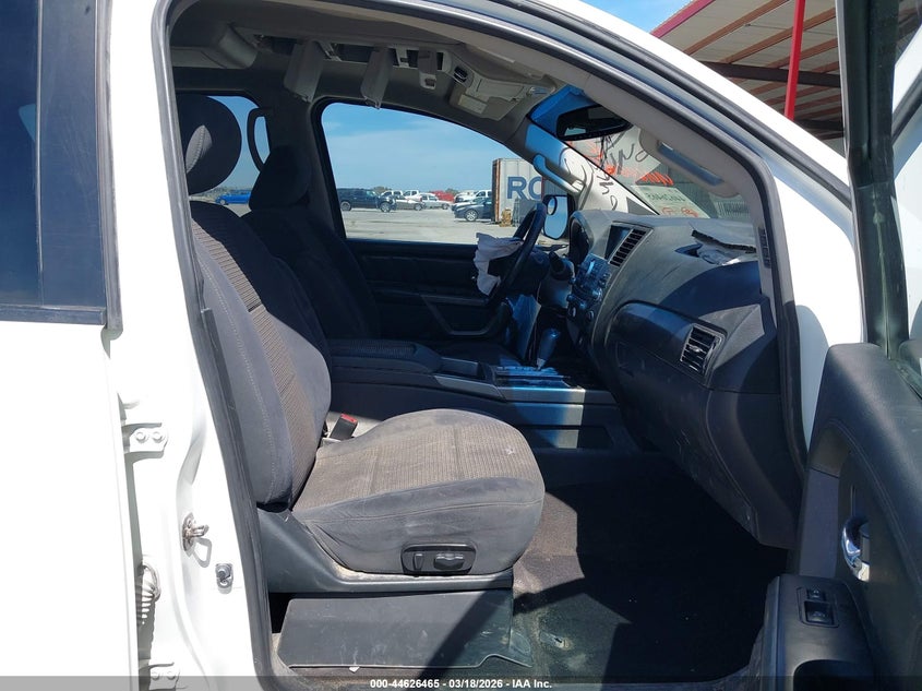 2015 Nissan Armada Sv