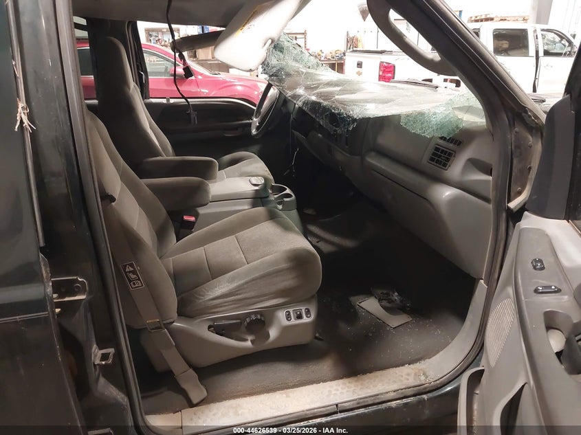 2004 Ford Excursion Xls/Xlt