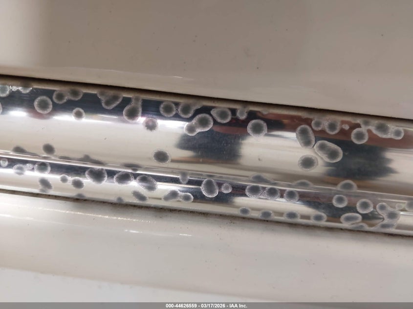 1998 Cadillac Deville Standard VIN: 1G6KD54Y7WU706106 Lot: 44626559