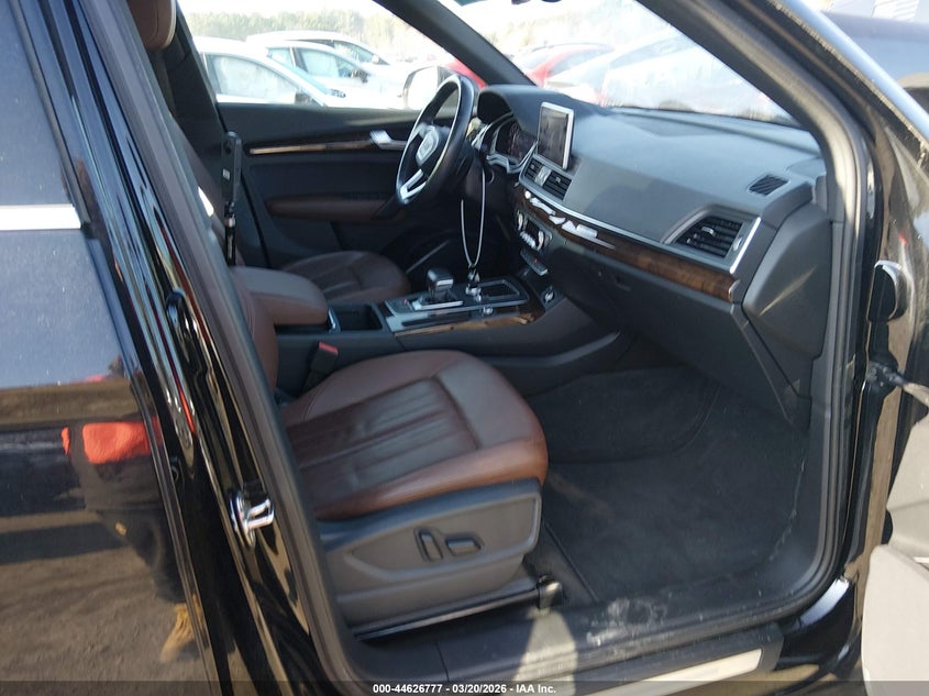 2018 Audi Q5 2.0T Premium/2.0T Tech Premium