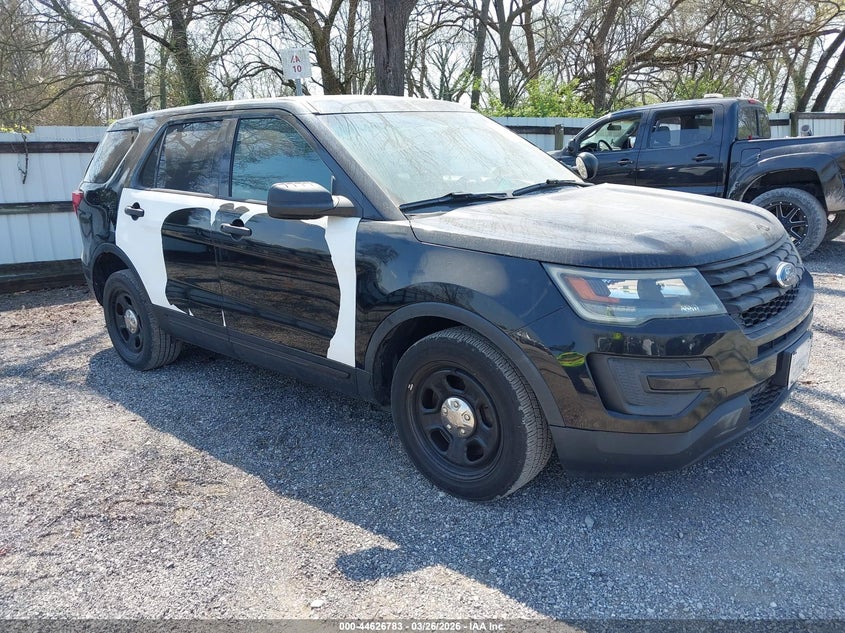 1FM5K8AR9HGB40980 2017 Ford Utility Police Interceptor auction photo 1