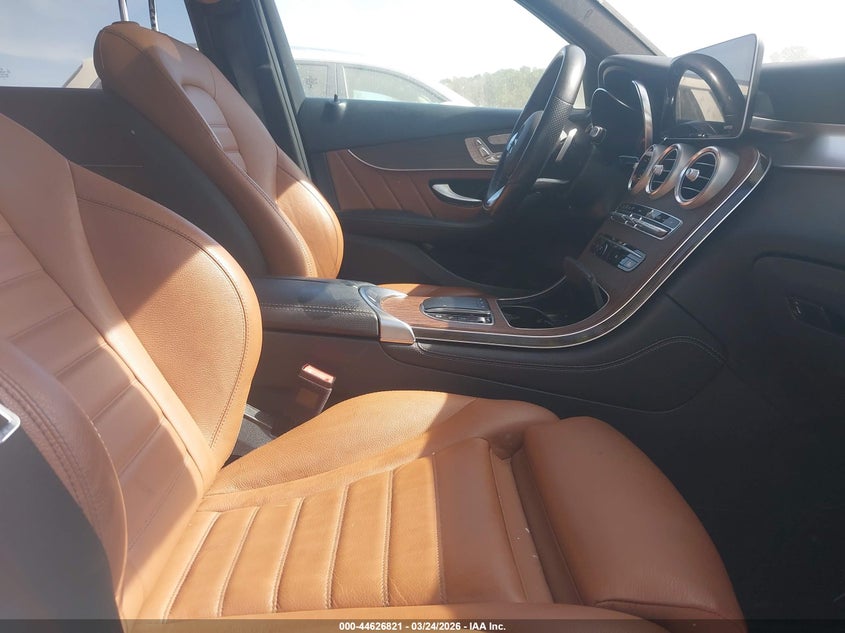 2020 Mercedes-Benz Glc 300