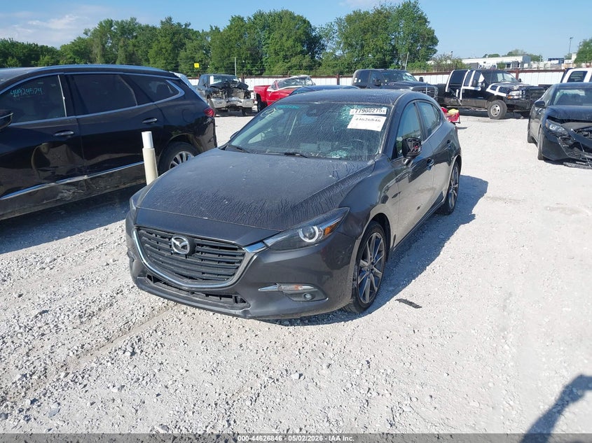 2018 Mazda Mazda3 Grand Touring 3MZBN1M3XJM189613 photo 1