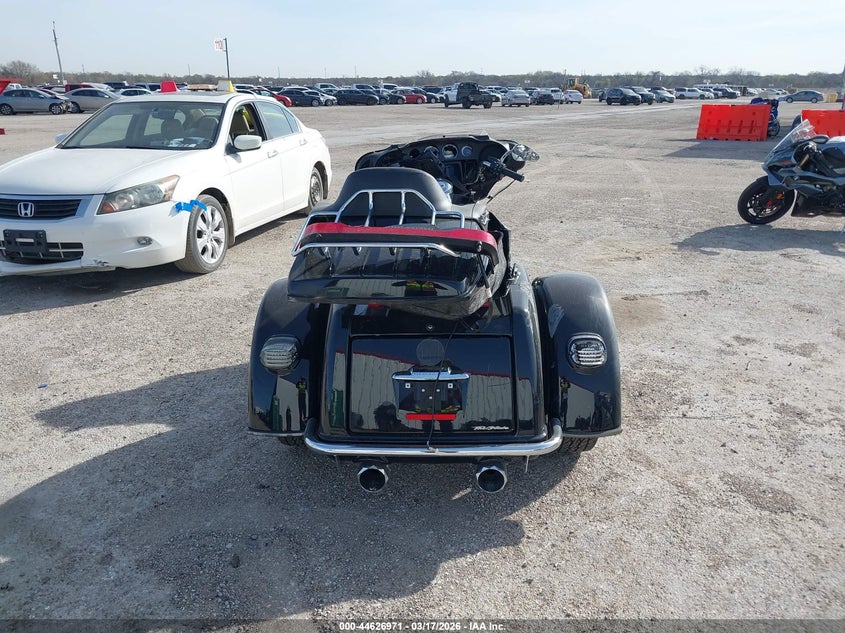 2020 Harley-Davidson Flhtcutg VIN: 1HD1MAF1XLB851079 Lot: 44626971