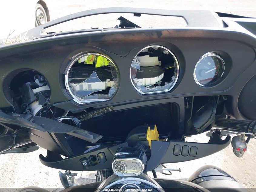 2020 Harley-Davidson Flhtcutg VIN: 1HD1MAF1XLB851079 Lot: 44626971