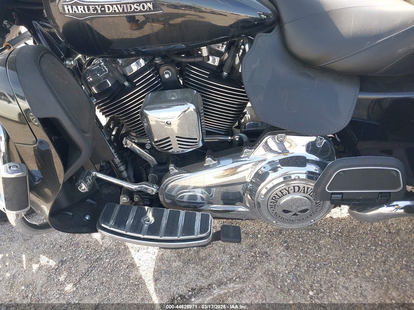 2020 Harley-Davidson Flhtcutg VIN: 1HD1MAF1XLB851079 Lot: 44626971