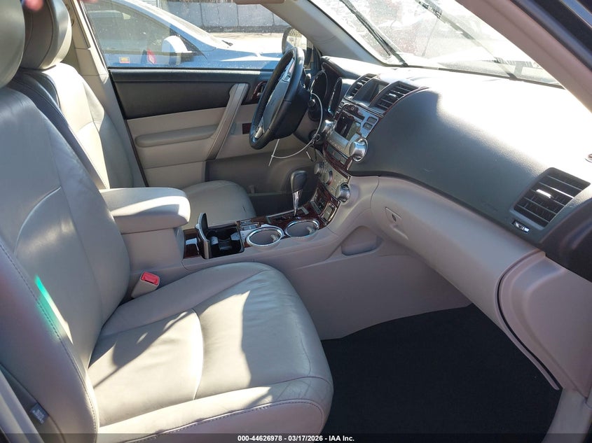 2012 Toyota Highlander Se V6